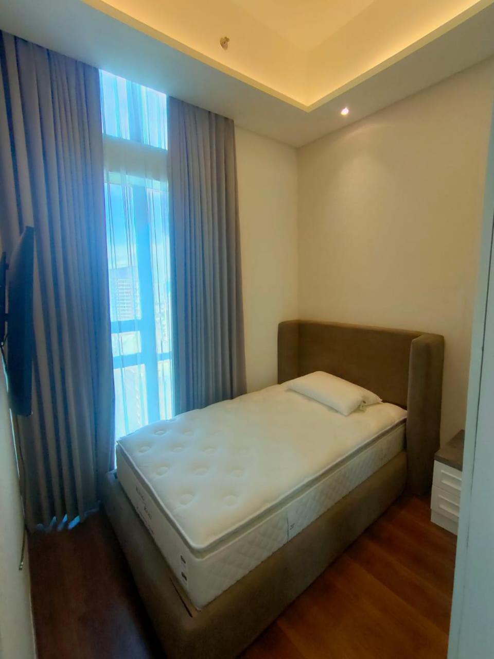 Super Penthouse Stmoritz Apartment, Lippomall Puri Indah Yakarta Exterior foto